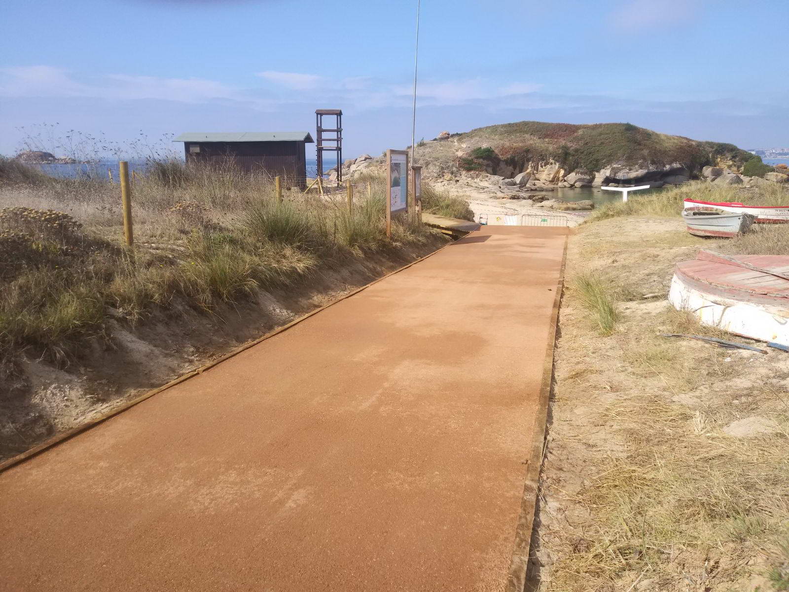 Esta semana han terminado las obras de mejora de los accesos de Areas Gordas y A Lapa para la preservación de los espacios dunares