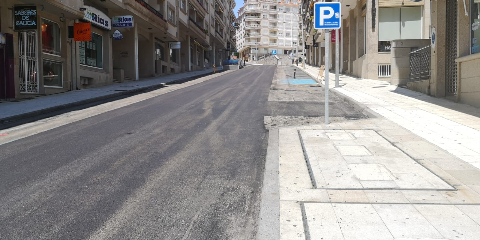 O goberno inviste 64.000 € no asfaltado e sinalización de varios viais da Vila de Sanxenxo