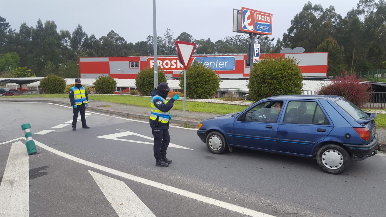 LA POLICÍA LOCAL DETECTA UN INCREMENTO DEL 5% DE LOS SINIESTROS VIALES EN SANXENXO, PERO BAJA LA GRAVEDAD