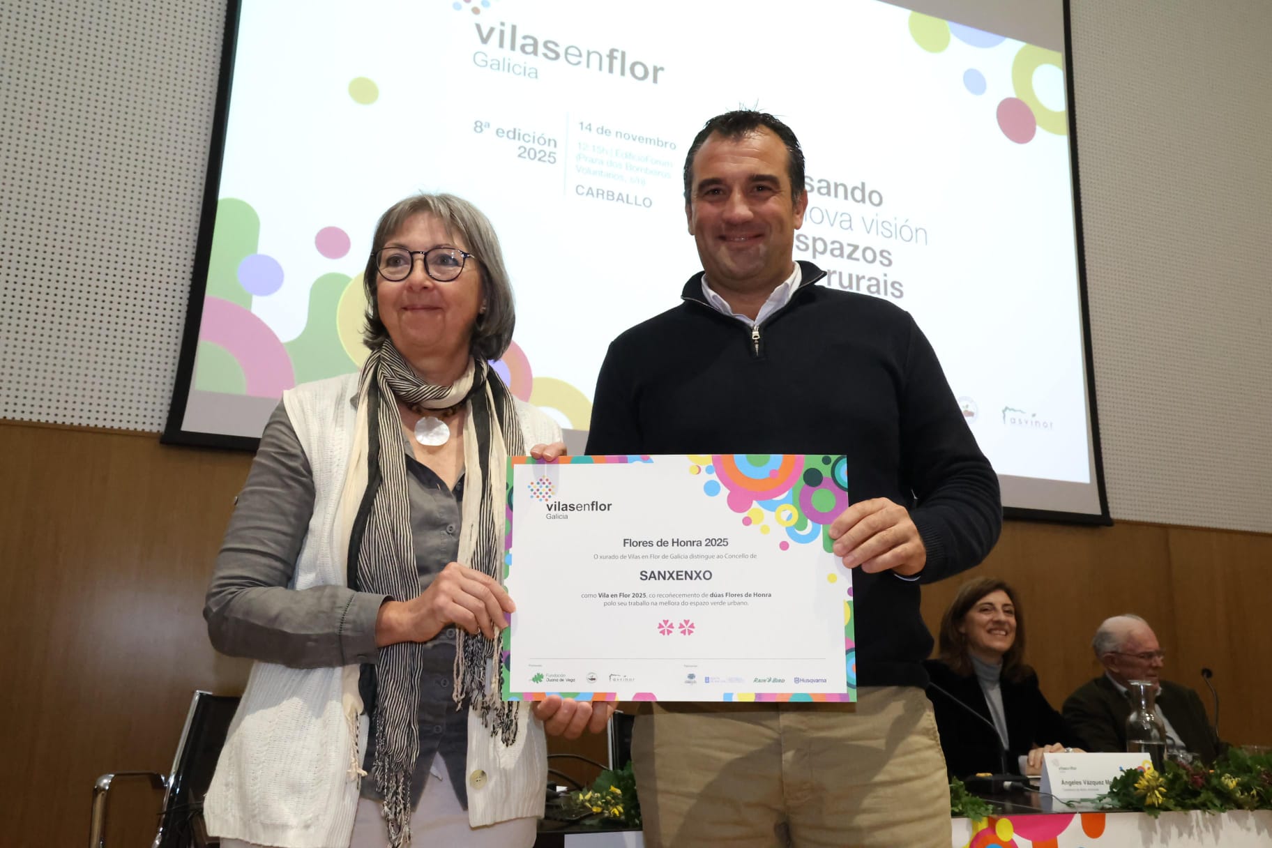 SANXENXO REVALIDA SU DOBLE GALARDÓN DE “VILAS EN FLOR” POR EL CUIDADO DE SUS ESPACIOS VERDES