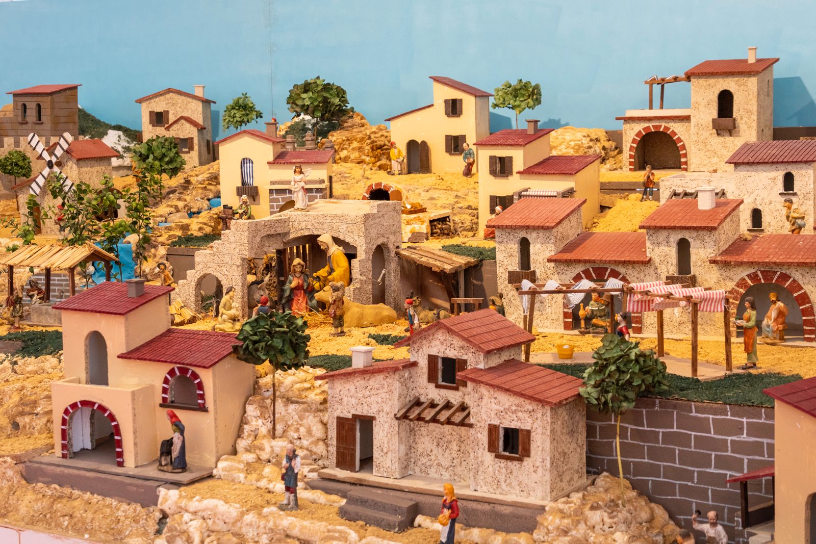 UN BELÉN DE CASI CUATRO METROS DE LARGO SE CONVIERTE EN LA NUEVA ATRACCIÓN DE PAZO DE NADAL