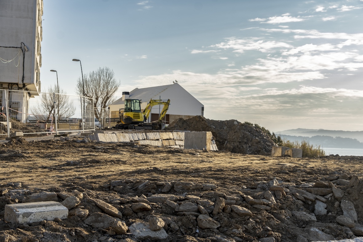 UNHA NOVA EMPRESA COMEZA A TRABALLAR DESDE HOXE NAS OBRAS DE A PEIXEIRA E CAMPO DE SAN ROQUE