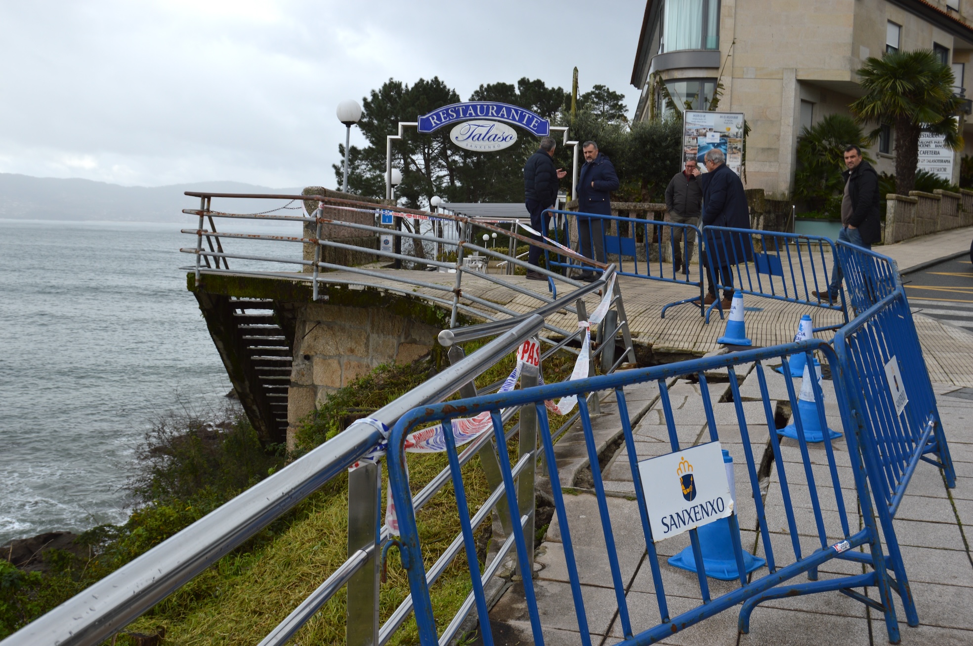 EL CONCELLO INICIA EL LUNES LA REPARACIÓN DE LOS DESPRENDIMIENTOS EN EL PASEO DE SILGAR PROVOCADOS POR EL TEMPORAL