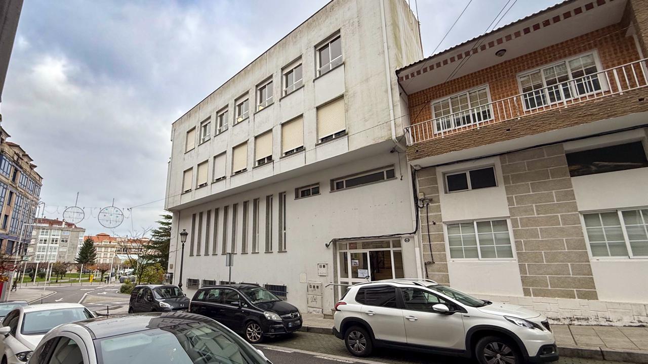 EL CONCELLO PROPONE A CONSTRUCCIONES CASTRO PARA EJECUTAR LA REHABILITACIÓN DEL MULTIUSOS DE PORTONOVO