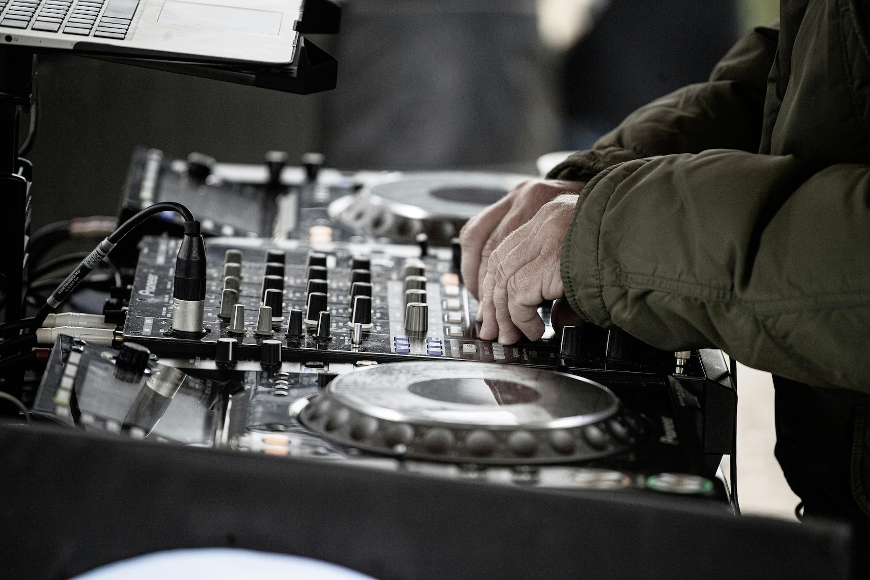 O CONCELLO SOLICITA AOS LOCAIS DE OCIO A CONEXIÓN DO SEU LIMITADOR E SONÓMETRO Á PLATAFORMA DE CONTROL ACÚSTICO