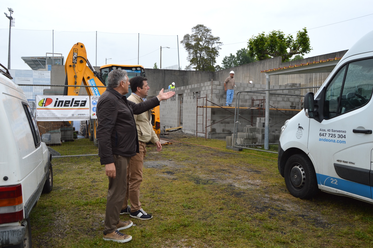 EL CONCELLO RENUEVA LA ILUMINACIÓN DEL CAMPO DE FÚTBOL DE BALTAR DE ABAJO Y CONSTRUYE DOS NUEVOS VESTUARIOS