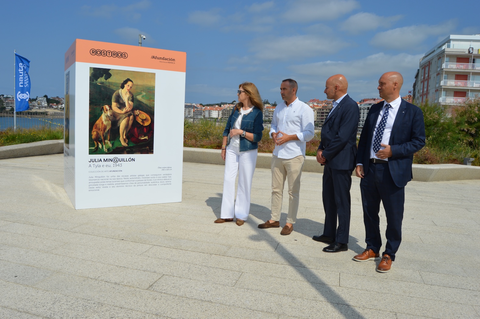 A PRAZA DO MAR DE SANXENXO ACOLLE A EXPOSICIÓN “ROSTROS” DE ABANCA E AFUNDACIÓN